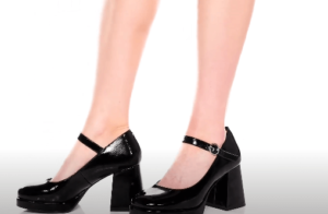 shoes to wear with black cocktail dress